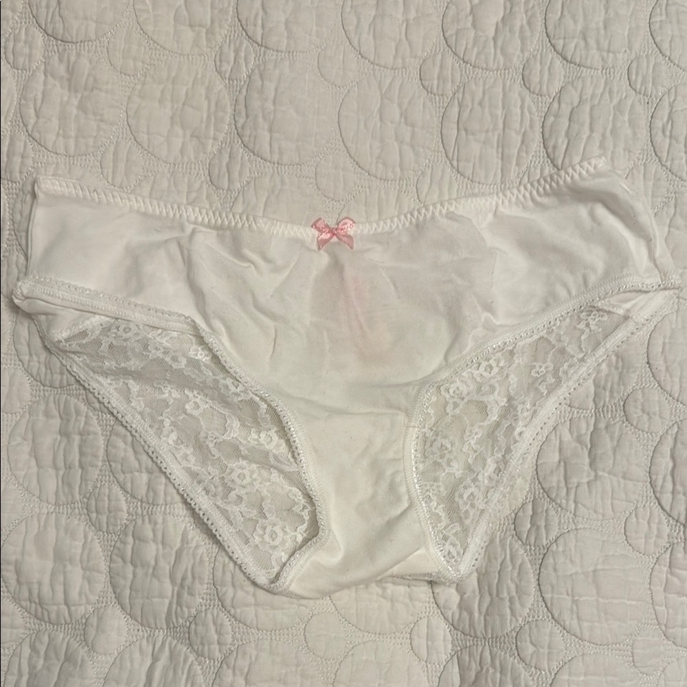 Victoria's Secret White and Pink Lace Panties Low-rise/Hiphugger